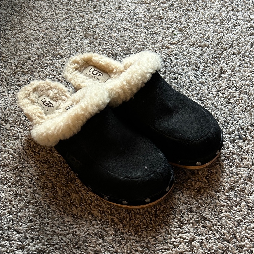 UGG Australia Black Clogs with Cream Shearling Lining
